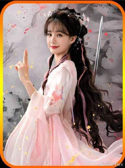 历尽艰难险阻，清瞳终于找到了王权富贵，可是他已命不久矣…