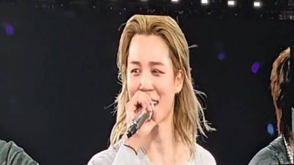 （四处指一指） /cr.GLISTEN