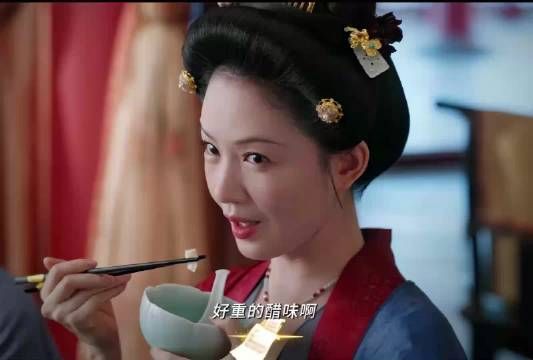 莫离预告叶璃重返王府，墨修尧开启吃醋模式