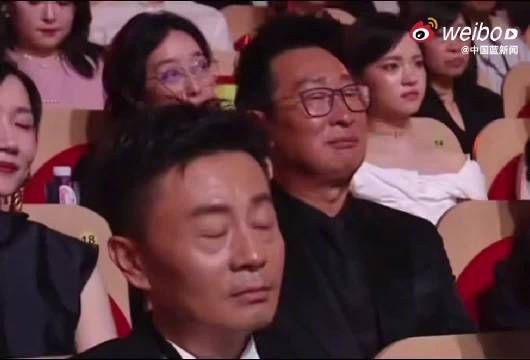 杨紫获白玉兰最佳女主角，林永健落泪