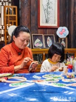 行进中国｜银针落叶脉 非遗焕新潮
