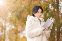 女人想跟你发展成情人，这些信号够明摆着了，别错过