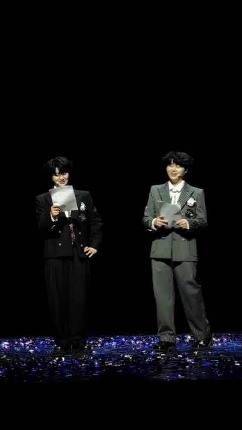 西安线下喜剧演出双高胎组合互坑搭梗笑点密集