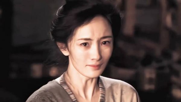 杨幂凭双角色反差演绎入围百花奖