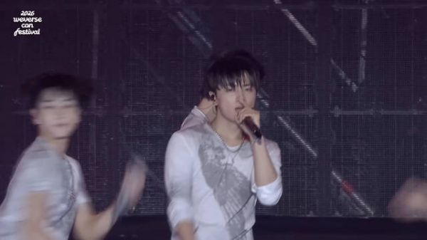 ENHYPEN成员JAY亮相2026Weverse音乐节表演XO曲目