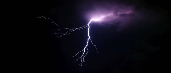 汪苏泷疯狂爱人MV预告发布，歌词篆刻永恒爱意