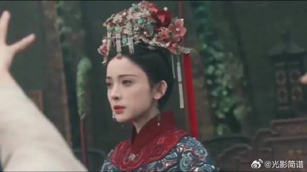“大小姐驾到，统统闪开”