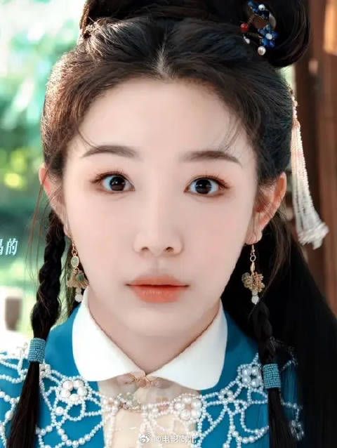 五小姐复明之后又美晕我了 小猫的眼睛亮晶晶