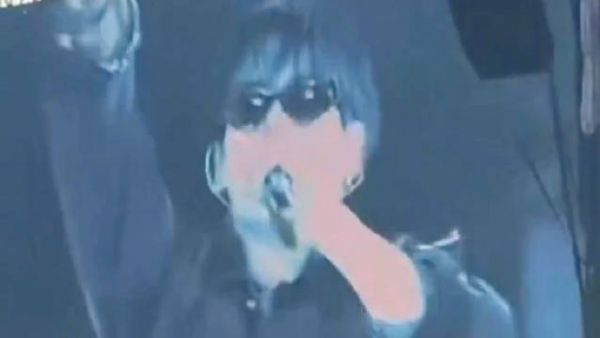 omg 柾国第二部分的时候戴墨镜了 260702 BTS世巡 布鲁塞尔演唱会Day2 ‪‬