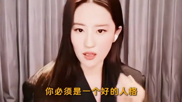 男主熬大夜拍的打戏全剪光，女主打戏靠打码遮替身？你怎么看ꙩ_ꙩ