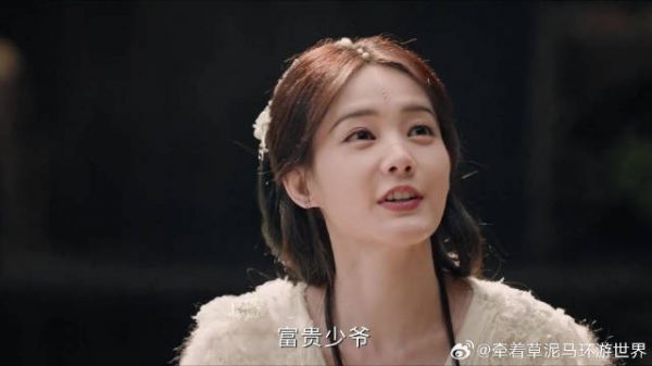 静夜危影，一墙之隔，杀机暗藏