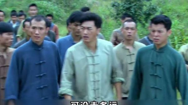 日军特工假扮游击队暴露身份，供出潜伏名单