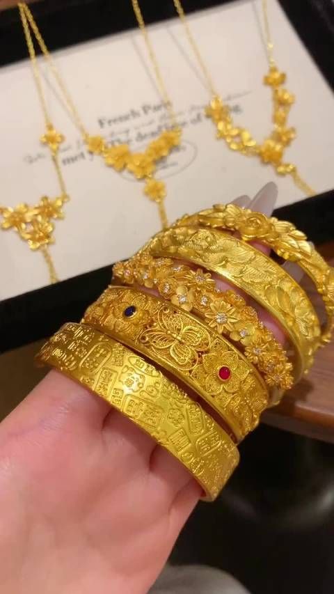 金饰价格连涨三天，行情持续飙升