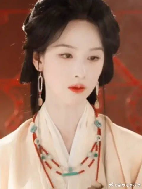 没有任何事情逃脱楚朝的眼睛