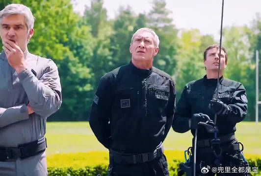 终于轮到我上特种兵射击课了!