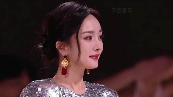 阿兰一开口惊艳全场，立声能力碾压大白嗓
