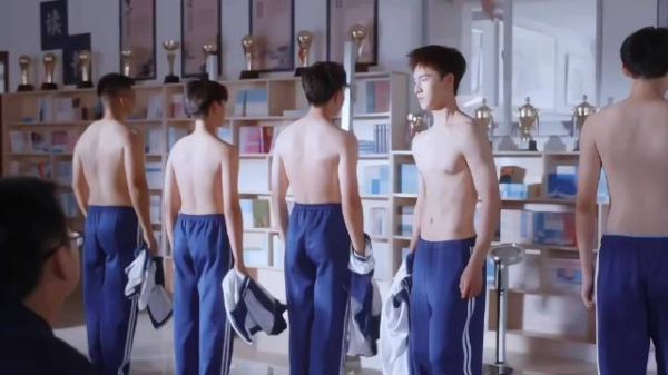 “原本邢武想放飞行员，曹平摧毁了他的梦想”