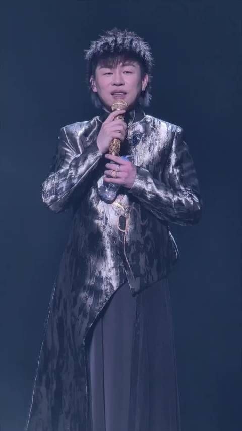 胡彦斌回应万人齐喊歌王承诺歌手全力以赴