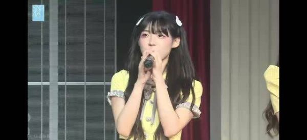 曾昕妍：大学生就业形势不好，不如来丝芭当小偶像