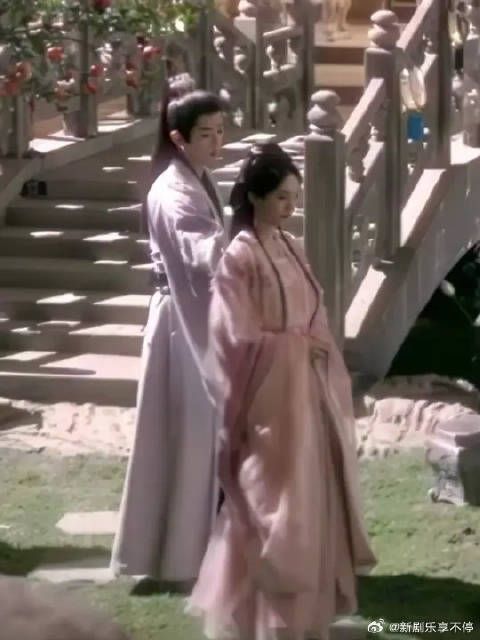 “如果有多一张船票，你会不会同我一起走”