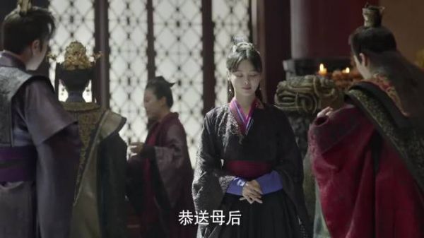 庆余年：范闲陪着战豆豆和海棠，不料竟如此敷衍，野花果然不香了