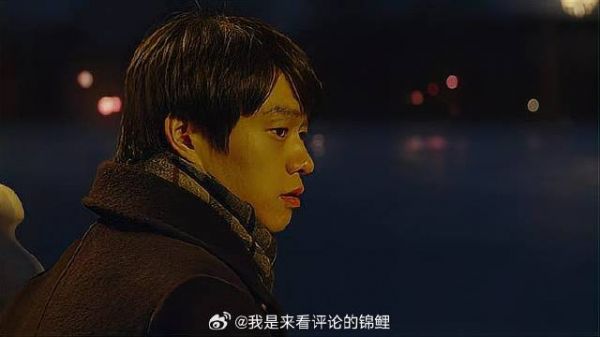 姑娘不再想着初恋，扔掉手机开启新生活，魏大勋傻眼