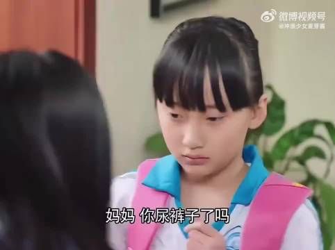 女人胃癌晚期身体开始腐烂，孩子嫌弃妈妈身上的味道，瞬间崩溃