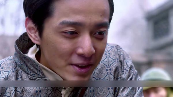 多年不见的儿子回来竟然是当了汉奸