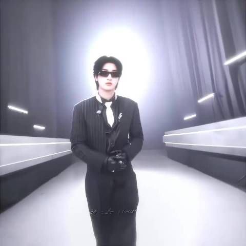 严浩翔首演万人场回忆出道历程