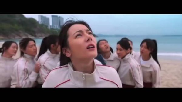 《功夫女足》海外版预告，增加了主演们的正面
