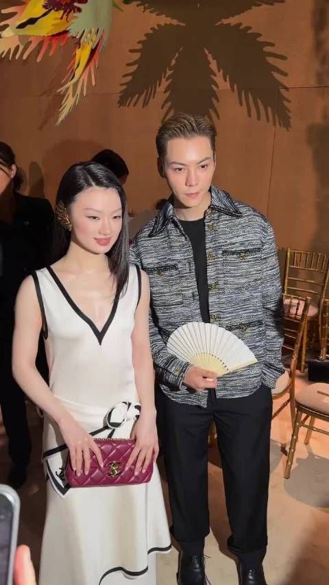 陈伟霆单依纯巴黎时装周香奈儿活动同框,好养眼啊!