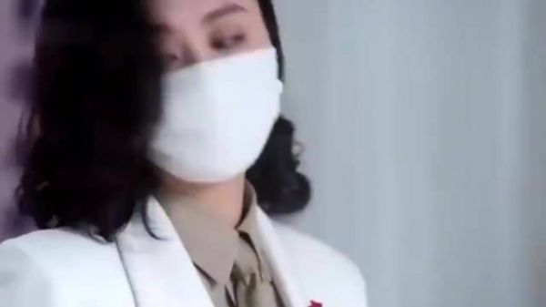 特种兵来打针，谁料女医生对着他屁股猛扎，比挨枪还疼