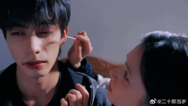 陈异为了给苗靖挣学费，受了一身伤