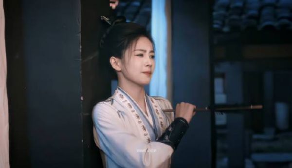 李佩仪叶璃新剧打戏张力十足