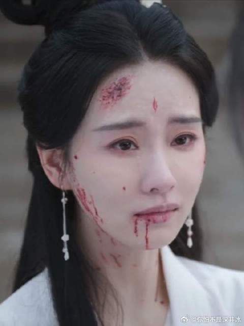 再相见时，我们的眼里只剩下对彼此的心疼