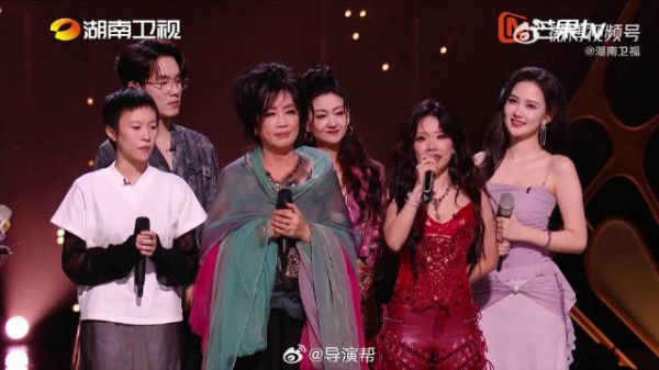 万妮达携独特曲风亮相歌手突围赛
