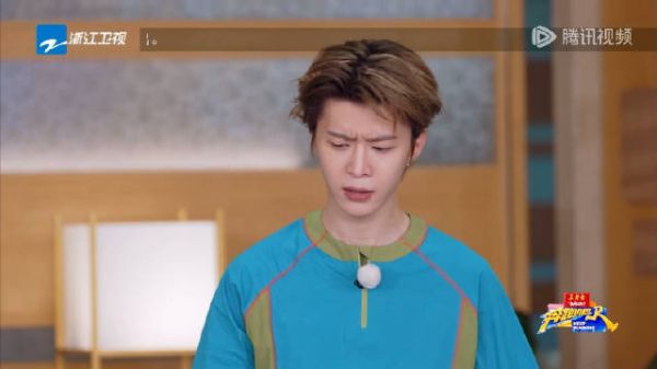 这声“哼”是他发出来的吗