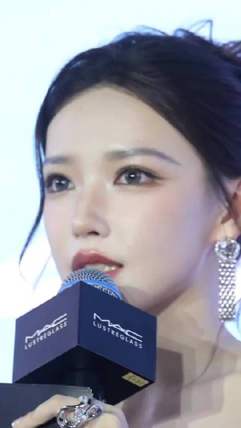 程潇这个角度好看