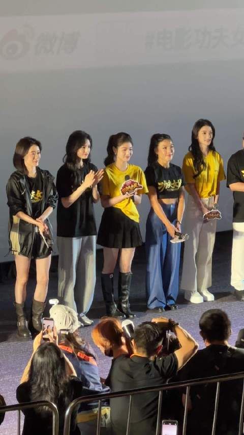 周星驰新选星女郎雪野亮相，气质灵动出演《功夫女足》