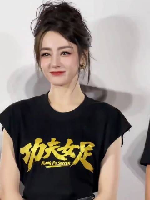 迪丽热巴从甜妹蜕变为硬核运动员