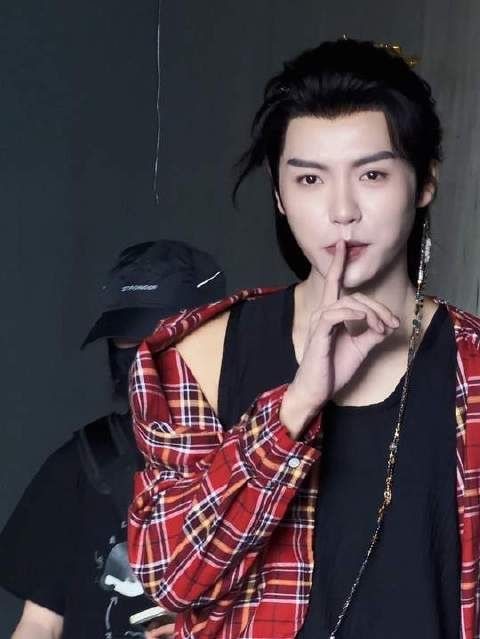 美男子，怎地这般含羞带怯！ 20260703 美男焕彩登场！开机大吉！