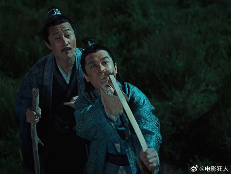 当两父子半夜打鸟时