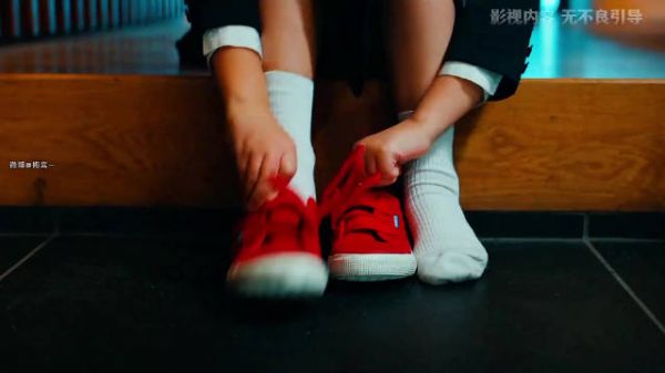 以为嫁给温柔医生是救赎，结果全家没一个正常人