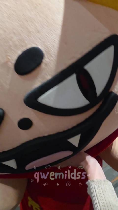 奶奶让番茄狐凶一点 番茄狐：（叉手）