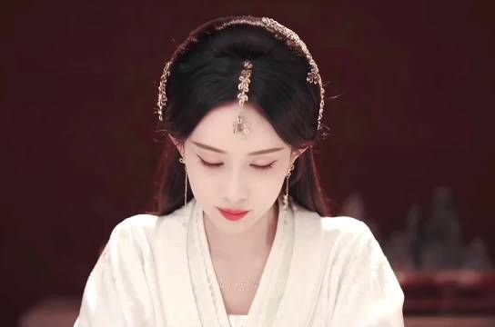 这个百花杀真的大事很妙!孟姐@孟子义 在里面超级美!演得超级有代入感