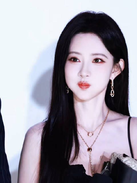 孟子义真的又美又萌啊! 百花杀微博追剧团暑你会评