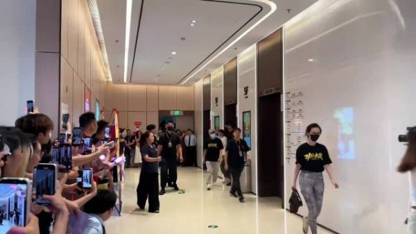 导演比演员还火，星爷独一份