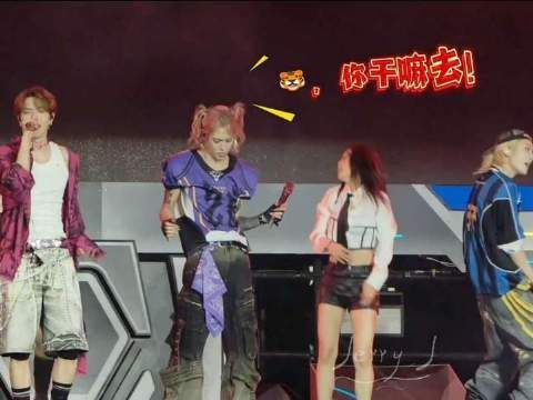 心路弯弯绕绕,像被拍扁又弹起的弹簧