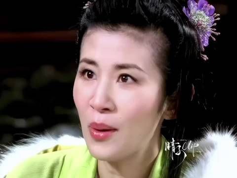 她是怎么做到五官乱飞还又美又灵的