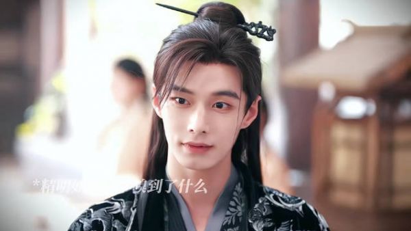 何与把绿茶太子演活了，茶言茶语拿捏岳父